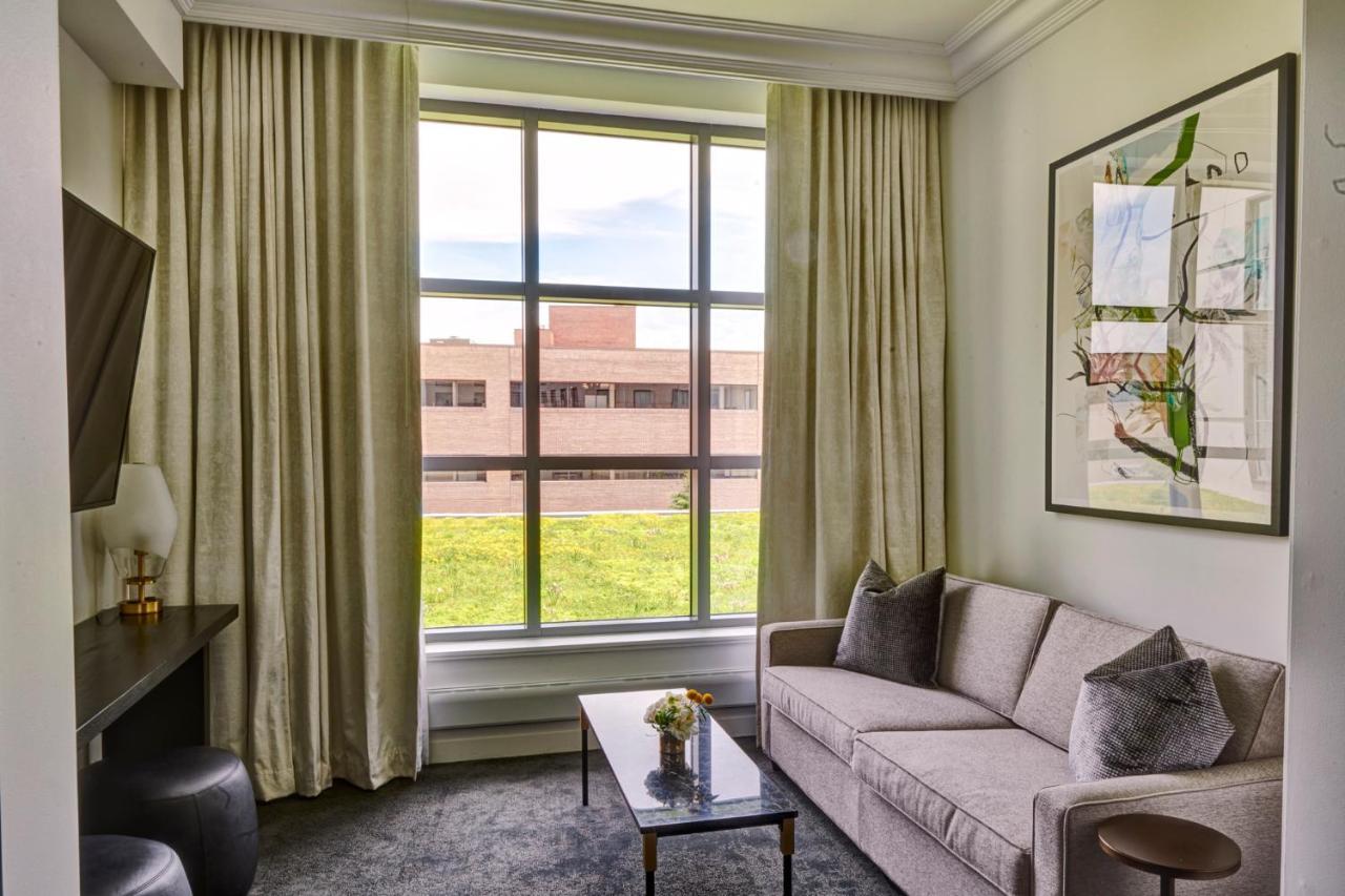 Daxton Hotel Birmingham, Curio Collection By Hilton Exterior photo