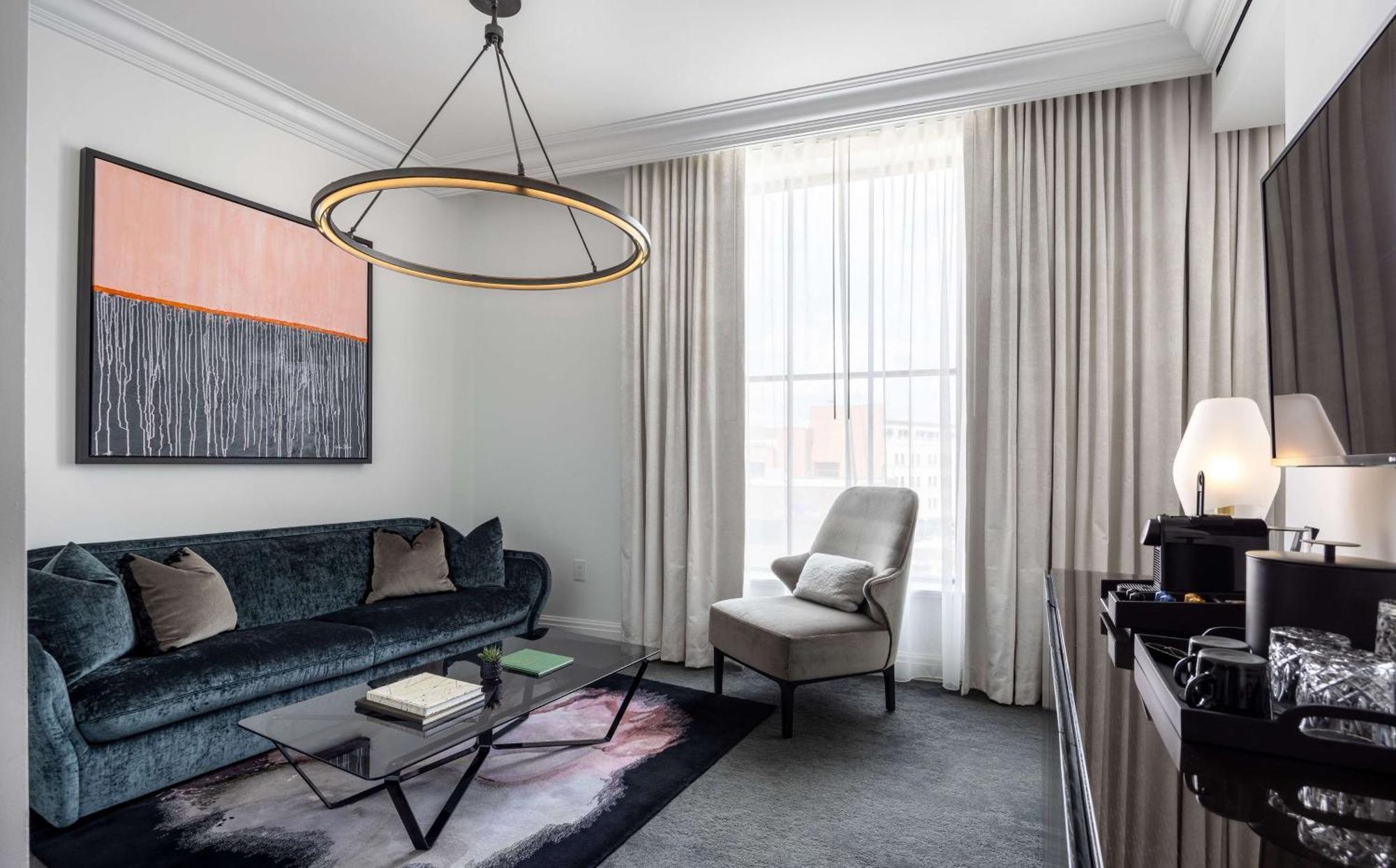 Daxton Hotel Birmingham, Curio Collection By Hilton Exterior photo