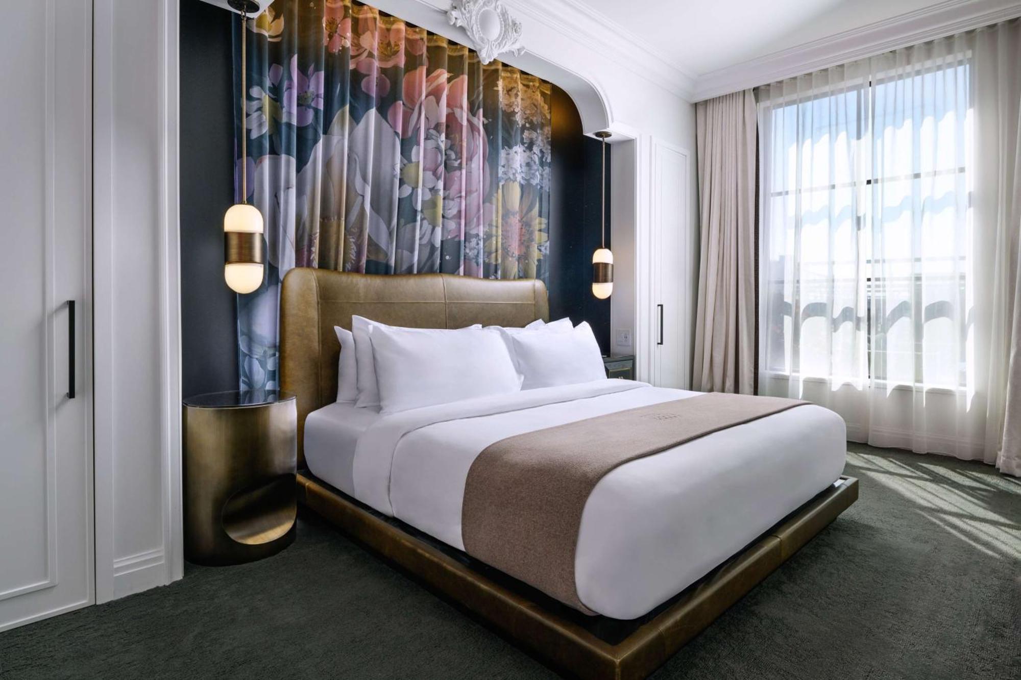 Daxton Hotel Birmingham, Curio Collection By Hilton Exterior photo